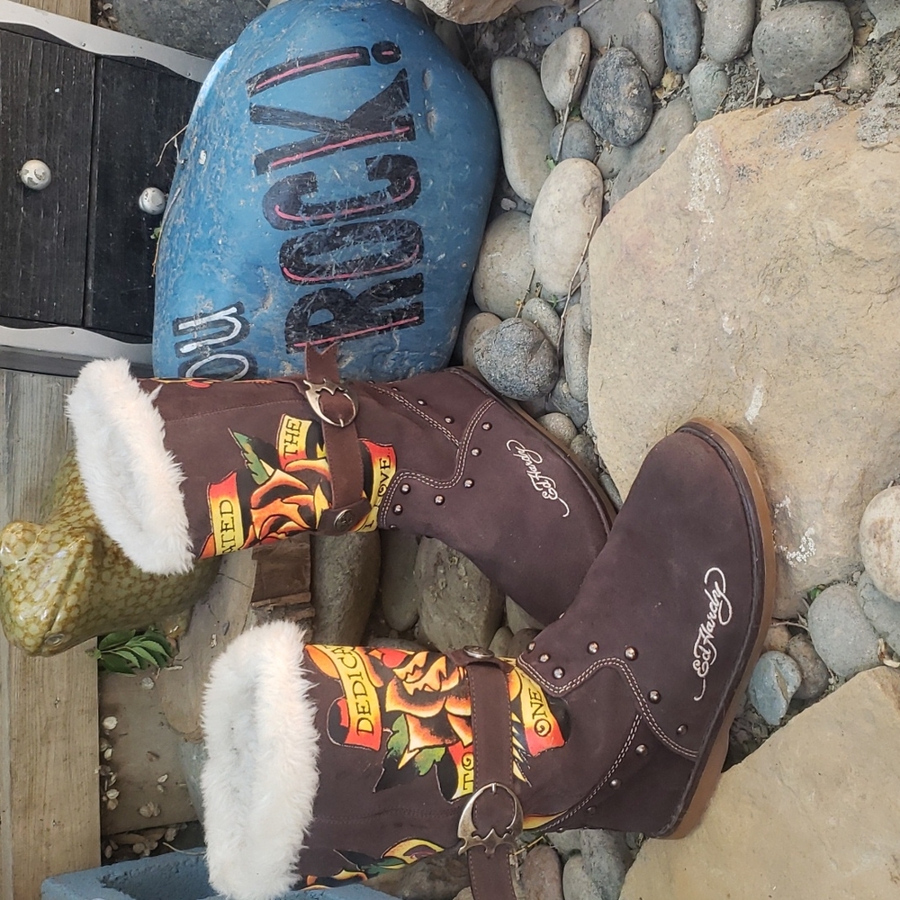 Ed Hardy sherpa lined boots "Dedicated One I Love" graphics roses and hearts